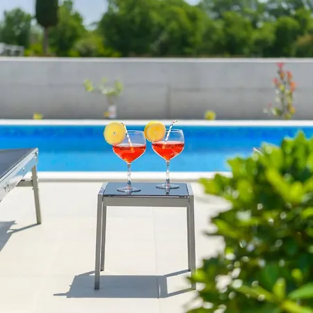 Ana Holiday home